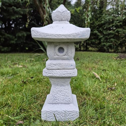 FABRIQ Pagode japonaise Tōrō en pierre – 37 cm, lanterne japonaise, peinte à la main, figurine en pierre résistante aux intempéries – Décoration pour jardin, bassin, terrasse et extérieur