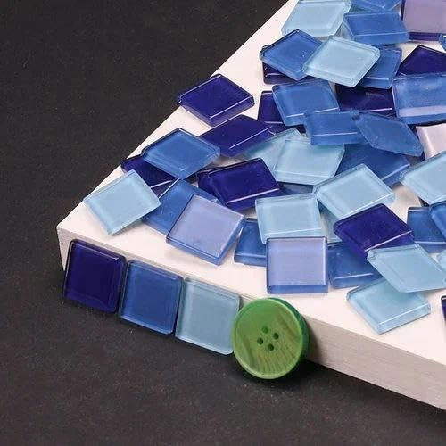 85 g (ca. 24 Stück), 2 cm, quadratische Glasfliesen, 4 mm Dicke, Bastelfliesen, mehrfarbig, optional, blaue Mischung, 85 g