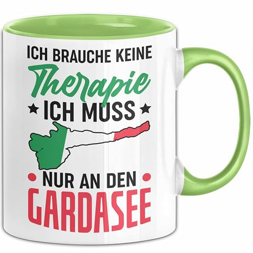 Gardasee Tasse Geschenk Italien Urlaub Ich Brauche Keine Therapie Ich Muss Nur An Den Gardasee (Grün)