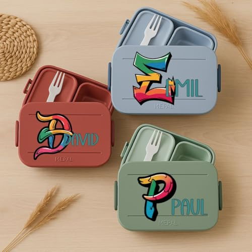 Mepal Brotdose personalisiert mit Namen – Bento Brotdose Kinder mit Fächern & Gabel – Lunchbox Graffiti Buchstabe Druck bunt – Brotdose Schule Kindergarten BPA frei spülmaschinenfest