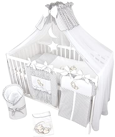 Bello24 - 16 Teiliges Babybett Kinderbett und Bettwäsche komplett Set Timmi inkl. Matratze höhenverstellbar für Neugeborene Babys und Kleinkinder aus Massivholz (Grau - Teddybär Mond)