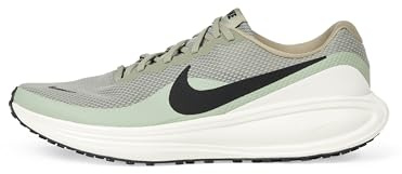 NIKE Revolution 8 Sneaker