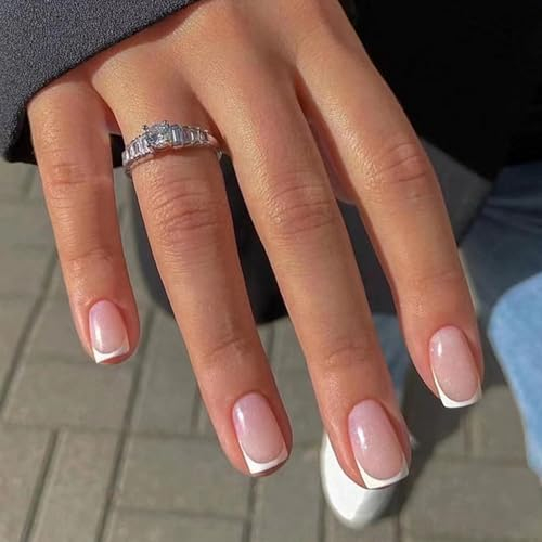 24 Pièces Faux Ongles Court Carré Nude Rose Français Ongles à Presser Couverture Complète Ballerina Acrylique Faux Ongles à Coller avec Blanc Bordure Dessin pour Femme et Fille Nail Art Décoration
