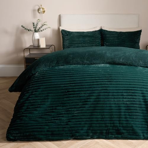OHS Chunky Ribbed Faux Fur Quilt, King Size with Pillowcases Teddy Fleece Fur Thermal Winter Ribbed Bedding Ultra Soft Reverse Faux Fur Duvet - Forest Green