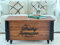 Uncle Joe´s Couchtisch XL Whisky Truhentisch mit Stauraum Vintage Möbel Holz braun, Truhe mit Deckel, Couchtisch mit Stauraum Wohnzimmertisch, Industriell, Kiefer Massivholz, 100 x 58 x 51 cm