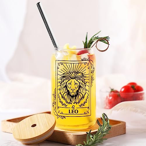 Nefelibata Leo Bierdose Glas Sternbild Geschenke 16oz Sternzeichen Eiskaffee Glas mit Deckel Metall Strohhalm und Reinigungsbürste, Wiederverwendbarer Trinkbecher für Kaffee Tee Soda Saft Damen und