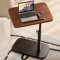 C-förmiger Beistelltisch, 360° schwenkbarer TV-Tablett-Tisch schmaler konkaver Laptop-Tisch für Wohnzimmer Schlafzimmer Nachttisch Pflegesofa Lesen Studie Snack Tee Kaffee Couch(Brown)