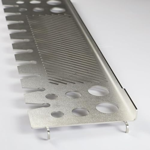 Kette´s Grillzubehör Unser Warmhalterost aus 3mm Edelstahl für den Gasgrill von Burnhard Big Fred ist als Multi-Version mit Drumstick Halter zum Garen von Hühnerkeulen konzipiert.