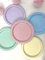 Beautiful Balloons 40 piatti di carta per feste, 22,9 cm, colori pastello arcobaleno gelato