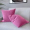 Set di 2 Federe Per Cuscini In Velluto Morbido e Resistente Copricuscini Per Divano Poltrona Soggiorno Arredo Arredamento Casa Design Moderno Elegante Cerniera Invisibile (50 x 50 cm, Fuxia)