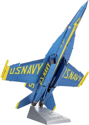 Fascinations ICX212 Metal Earth Metallbausätze - Blue Angels F/A-18 Super Hornet, lasergeschnittener 3D-Konstruktionsbausatz, 3D Metall Puzzle, DIY Modellbausatz mit 2 Metallplatinen, ab 14 Jahre