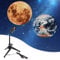 Colexy Planet Lampe Erde Mond Projektorlicht mit Foto, USB-Anschluss, 360 ° drehbarem romantischem Vision-Stimmungslicht, geeignet für Fotografie, Selfie, Wohnzimmerdekoration (Moon Earth)