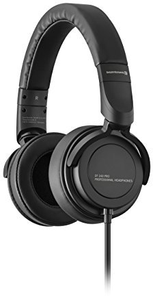 Beyerdynamic Cuffie da studio professionali DT 240 PRO di colore nero. Design chiuso, cablato, cavo innestabile