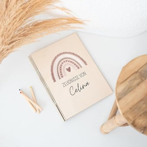 wunderwunsch® - Personalisierte Zeugnismappe aus Holz mit hochwertigem Spezial-Druck - Einschulung Geschenk - Zeugnismappe Jungen & Zeugnismappe Mädchen (Regenbogen rosa)