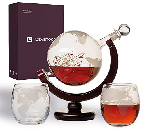 Kemstood Ensemble de carafe à whisky (850 ml) en forme de globe gravé avec 2 verres dans un Whisky coffret cadeau original - Le cadeau parfait pour les amateurs de whisky et de spiritueux