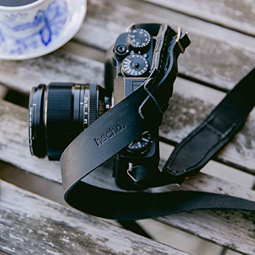 hecho. Kameragurt (Asphalt) - Handgefertigt, echtes Leder & Fair-Trade (Kompatibel mit DSLR und Systemkameras von Sony, Canon, Pentax, Nikon,..)