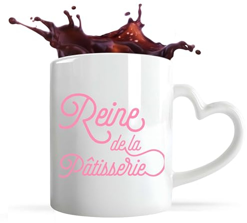 Otshirt Tasse Coeur Reine de la Patisserie | Mug avec anse en forme de Coeur | Idée Cadeau Humour Cuisine Gâteau Douceur Drôle Original