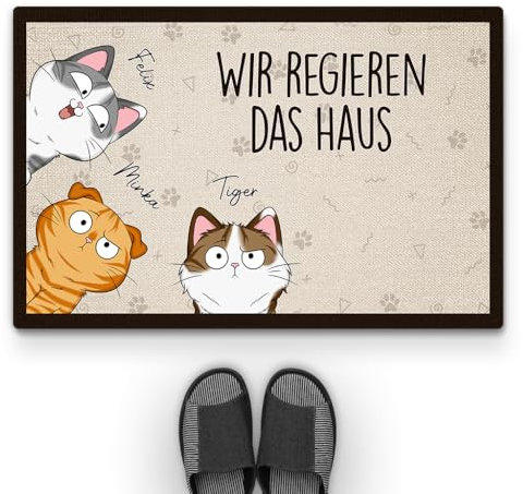 Geschenke Mall Personalisierte Fußmatte Wir Regieren Das Haus - Fussmatte Mit Namen, Fussmatte Selbst Gestalten, fussmatte Katzen personalisiert (2 Katzen)