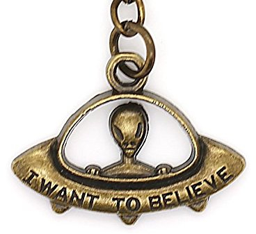 Bronze UFO Alien Spaceship Keyring “I Want To Believe” Keychain Gift for Sci-Fi Fans | Bag Charm | 30mm