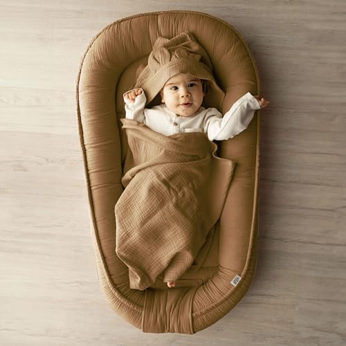 PaLulli Babynest aus 100% Musselin Baumwolle Premium Kuschelnest Babynestchen 100x60cm Klettverschluss-Klappe Nestchen Wickelauflage Kuschelbett Kokon für Babybett - Babys und Säuglinge … (Braun)
