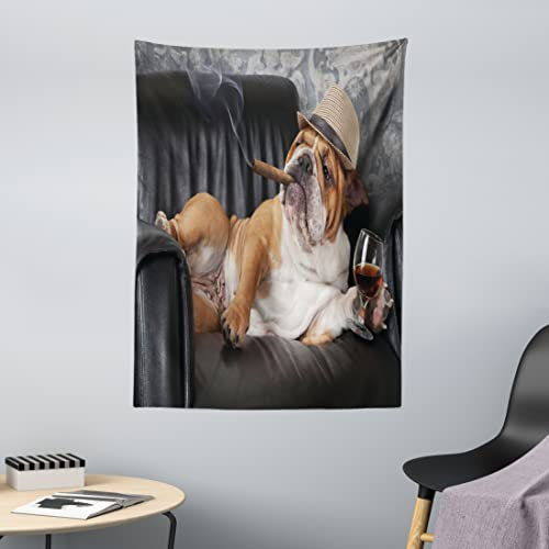 ABAKUHAUS Bulldogge Wandteppich, Humorvoll Hund Trinken aus Weiches Mikrofaser Stoff Waschbar ohne Verblassen Digitaldruck, 110 x 150 cm, Schwarz Braun