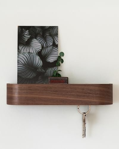 Kazai. Porte Clef Mural 'Fyndig' | Design Minimaliste d’Accroche Clef Mural de Berlin | Porte Clé Mural Moderne avec Plateau en Bois | Rangement Clef comme Meuble de Couloir pour le Mur | Noyer
