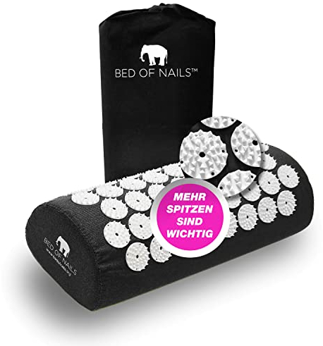 BED OF NAILS Original Akupressur Kissen - 2142 Druckpunkte - Akupunktur Nackenkissen - Nackenschmerzen Rückenschmerzen Stressabbau - Tragetasche - Größe 38 x 15 x 10 cm - Tiefschwarz