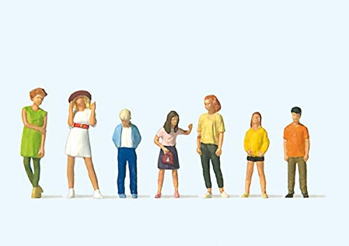 Preiser 10698 Standing Youths (7) Exclusive Figure Set