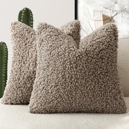 Foindtower 2 Stück 40,6 x 40,6 cm Khaki, Kunstfell-Kissenbezug, Akzent-Sherpa-Kissen, flauschig, weiche Kissenbezüge, Schaffell, dekorativer Fleecekissenbezug für Bett, Couch, Wohnzimmer