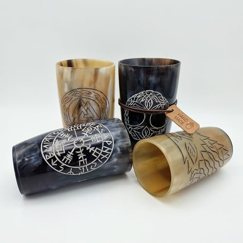 North Legendary Wikinger Becher Set aus Büffelhorn - Mittelalter Hornkrug 4er Set mit 4 nordischen Gravuren - Metbecher Viking Cup 150-200 ml - Naturhorn handgefertigt ca. 10,5-12 cm hoch