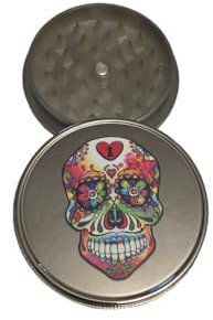 Plastic Herb Grinder 3 Part Magnetic Shark Teeth Assorted Colours, 60mm 3 Piece Herb Grinders, Portable and Pocket Size, Smell Proof Airtight Stash Compartment (Black-Skull)