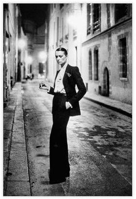 Helmut Newton Poster (15) Leinwandposter Wandkunst Dekor Druck Bild Gemälde für Wohnzimmer Schlafzimmer Dekoration 30 x 45 cm