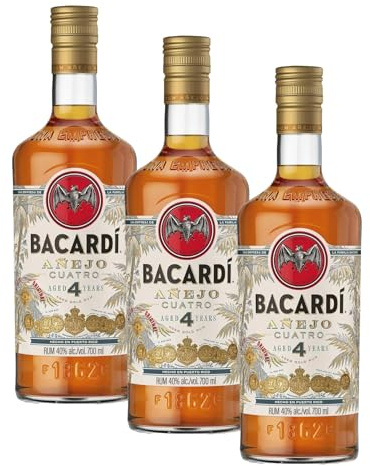 BACARDÍ Anejo 4 Year Old Premium Caribbean Rum, 40% vol., 70 cl/700 ml, Vieilli pendant 4 ans dans des fûts de chêne sous le soleil des Caraïbes (Lot de 3)