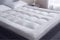 Threads For Bed Premium Matratzenauflage 4 Zoll extra dick, 90x200 ± 10cm Extra Tiefe Matratzentopper mit geprägtem Stoff und super weicher Füllung, 4 elastische Bänder für sichere Passform