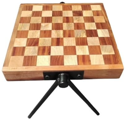 Schachtisch und Beistelltisch aus Massivholz