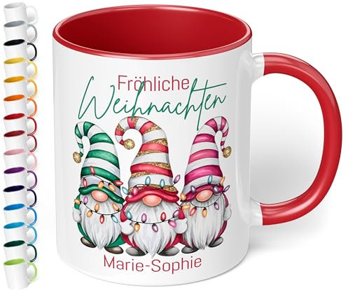 True Statements Geschenk zu Weihnachten: Tasse „Fröhliche Weihnachten“ mit 3 bunten Wichteln - personalisiert mit Namen - Geschenkidee Adventszeit, Keramik, ca. 330ml, Rot