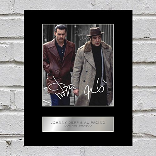 Signiertes Foto von Johnny Depp und Al Pacino, Donnie Brasco