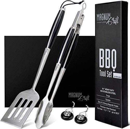 Magnum Grill Grillzubehör 5-teiliges Grillwerkzeug-Set mit 45,7 cm Grillspatel, Zange zum Kochen, Grillmatte und 2 x starken Magnethaken zum Aufhängen am Grill – Robustes Metallgrill-Set
