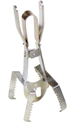 Xclou Wühlmausfalle verzinkt, Mausefalle für eine effektive Nagetierbekämpfung, mehrfach verwendbare Zangfalle