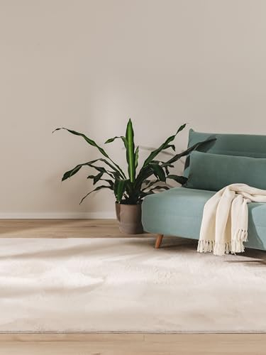 benuta Basic Kunstfaser Fellteppich Furry - Beige 230x330 cm - Weicher Wohnzimmerteppich - Anti-Rutsch-Rückseite - Waschbar - Für Fußbodenheizung geeignet