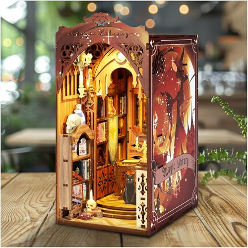 Silvadom Magic Library Book Nook Bausatz | DIY Miniatur-Bibliothek mit LED & Bewegungssensor | 168 Teile aus Holz | Book Nook Fantasy Diorama Kit zum Selberbauen | Geschenk für Buchliebhaber