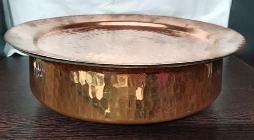 Lalit Kishori Lagan Handi de cobre puro martillado con tapa, utensilios de cocina ayurvédicos para la salud, sartén para platos de rozaduras, forro de estaño (marrón, 2 litros)