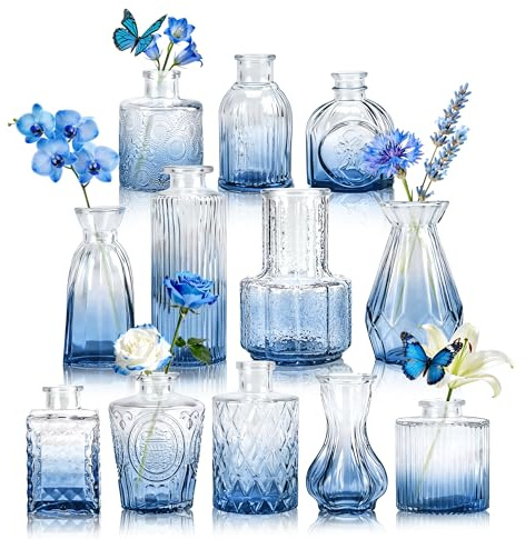 BTSD-home 12 Stück Blaue Kleine Vasen für Hochzeit Tischdeko | Reliefmuster im Glas Farbige Glasakzente Vintage inspiriertes Design Als Diffuserflasche nutzbar Badezimmer Regal Deko