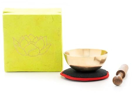 Mini-Klangschale mit zartem Klang für feines Hören - die Geschenk Idee für kleine und große Klangschalen Fans! Verpackt ist die gegossene Schale in ... gehandelt. (Mini Klangschale in Geschenkbox)