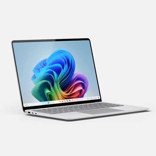 Microsoft Surface Laptop | Copilot+ PC | 13.8” Touchscreen | Snapdragon X Plus | 16GB RAM | 256GB SSD | Ultimo modello, 7a edizione | Windows 11 Home | Platino
