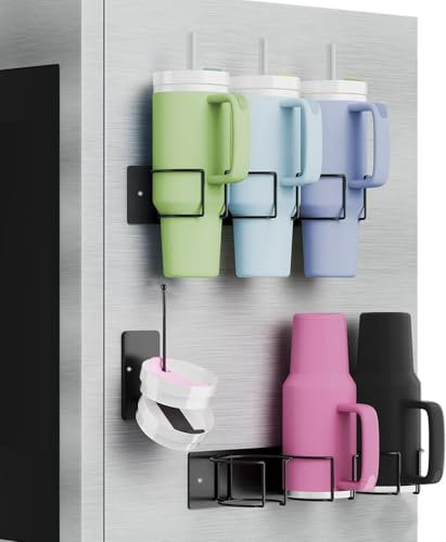ZoeQide Supporto Magnetico per Tazze Stanley 40 oz – Porta Bicchieri da Frigorifero Senza Fori, Magnetic Cup Holder per Frigo, Organizer per Coperchi e Borracce in Cucina, Campeggio, Ufficio