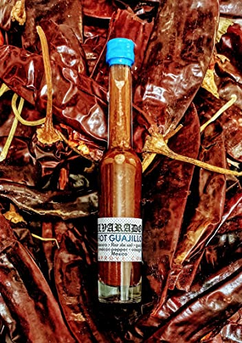 SALSA ALVARADO GUAJILLO CALIENTE del sur de México. habanero • flor de sal • chile guajillo de jamaica • vinagre 40 ml