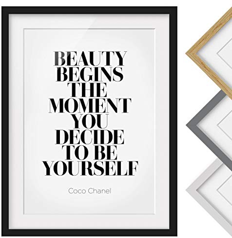 Bild mit Rahmen - Be Yourself Coco Chanel - Rahmenfarbe Schwarz, 40 x 30 cm