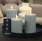 Nordic Flame Premium LED Kerzenset – 3 Stück Echtwachs Kerzen in rustikaler Optik, für den Innenbereich, mit Fernbedienung & Timer, 3D Flamme, flackernd, Salbeigrün, Sandfarbe, Weiß (Salbeigrün)