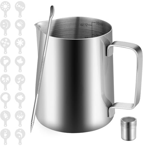 AiQInu Jarra Leche Barista de Acero Inoxidable de 350 ml con Marcas Medidoras y Bolígrafo Latte Art con Dispensador de Cacao, 16 Motivos Latte Art y Bolígrafo para Capuchinos y Espressos